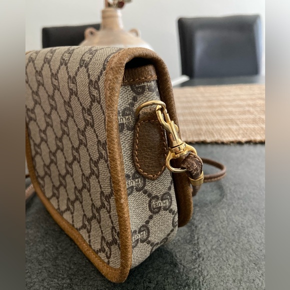 Authentic Gucci Vintage Crossbody Bag - Picture 9 of 14
